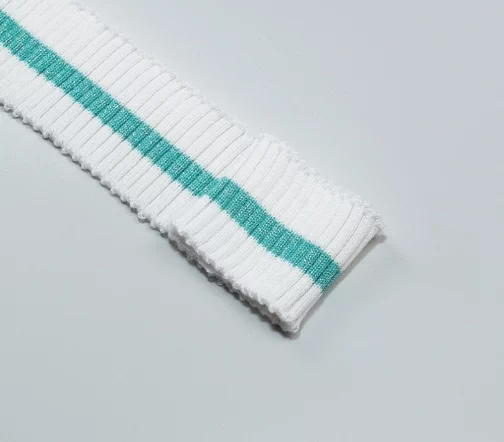 Кромка трикотаж с зеленой полоской, цвет белый/зеленый