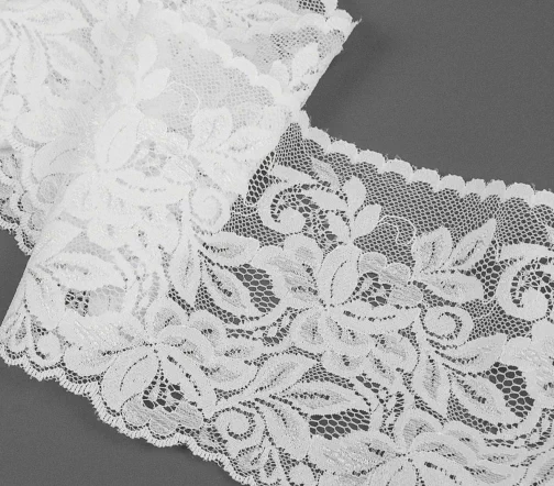 Кружево LAKIDAIN, ширина 130 мм, цвет белый