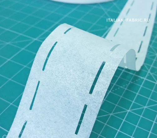 Лента клеевая перфорированная, 60мм, цвет белый, BK 5040 S LT12 CS1 10/40/10