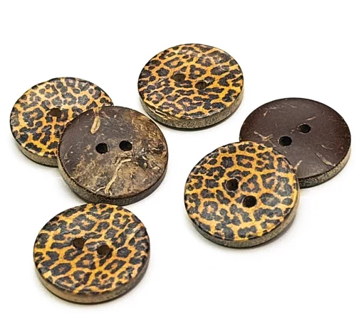 Пуговица Sandra "Леопард", 18 мм, 2 отв., кокос, цвет коричневый