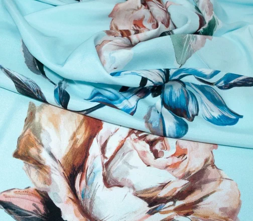 Шелк креповый "Розы и лилии на голубом", 00874-1