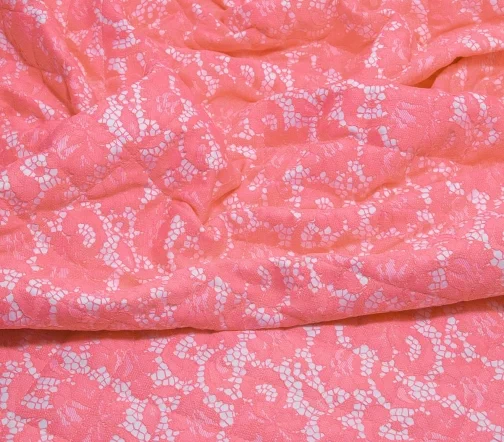 Курточная стеганая ткань на синтепоне, с гипюром, цвет розовый/белый, 1092220