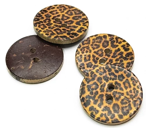 Пуговица Sandra "Леопард", 23 мм, 2 отв., кокос, цвет коричневый