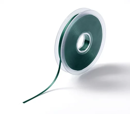 9822 Атласная лента 3мм (46 темно-зеленый) Prym