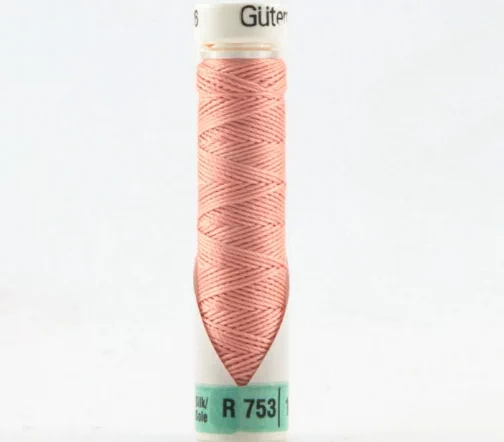 Нить Silk R 753 для фасонных швов, 10м, 100% шелк, цвет 586 спелый персик, Gutermann 703184